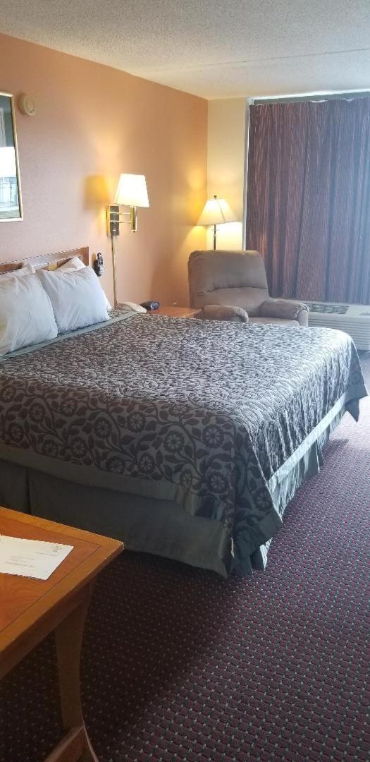 Americas Best Value Inn Holly Springs Exterior foto